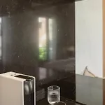 Kt *